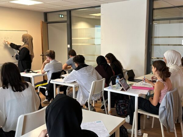 COSMOS_QUI_SOMMES_NOUS16 600X450 | COSM’OS Prépa Médecine Strasbourg – Une équipe pédagogique expérimentée à vos côtés Bischheim 32